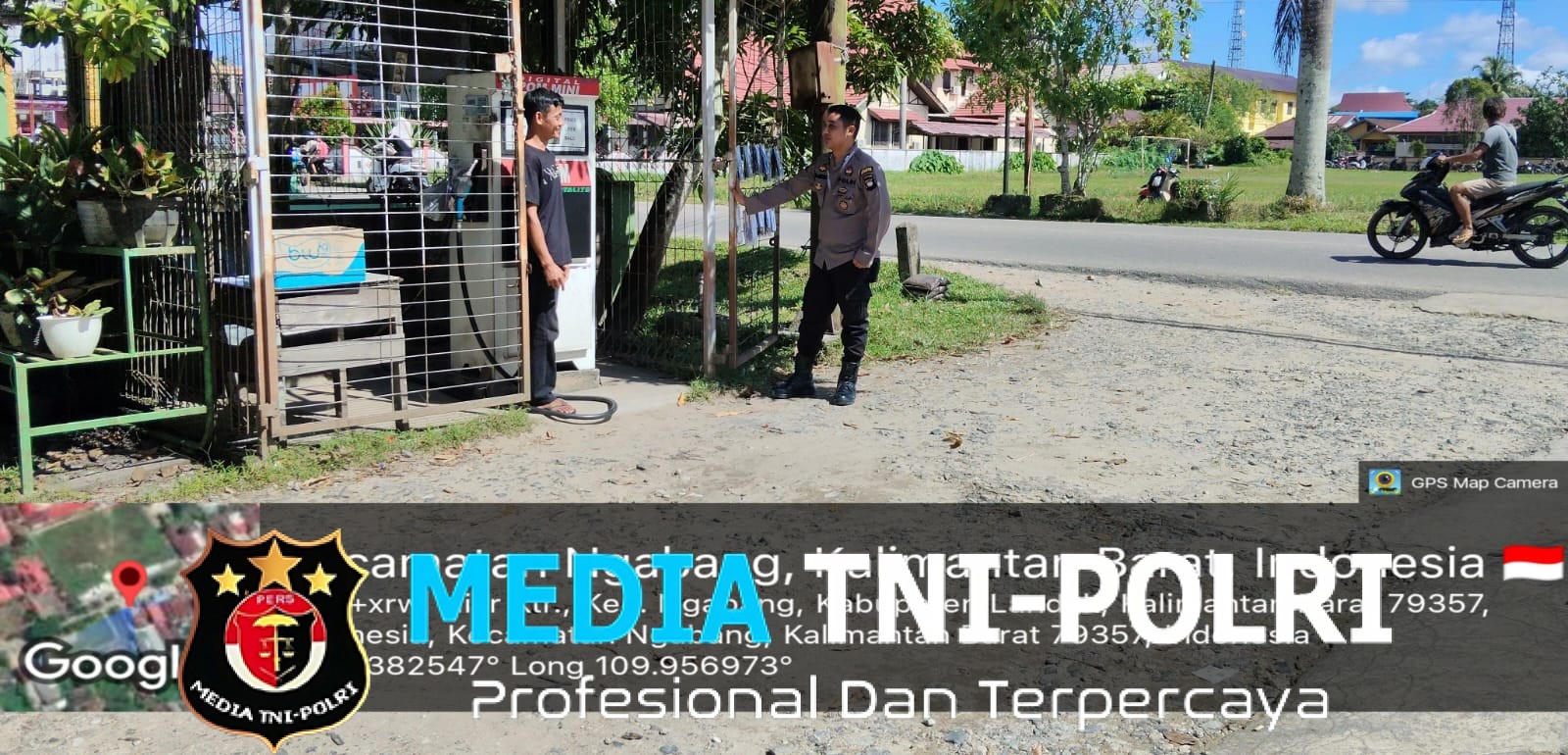 Jalin Silaturahmi di Tepi Jalan, Polisi Ngabang Sapa Pemilik Pom Mini Sambil Berikan Himbauan Keamanan