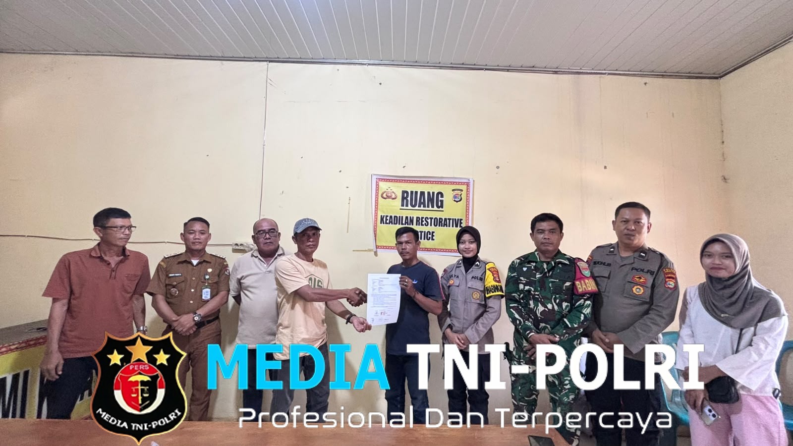 Bhabinkamtibmas Polsek Kotabumi Kota Berhasil Mediasi Selisih Paham Antarwarga Secara Damai