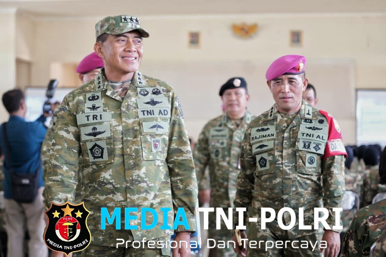 Tinjau Pelaksanaan SPPI 2026 di Kodikmar Surabaya, Sekjen Kemhan Tekankan Aspek Keselamatan dan Pembinaan Karakter