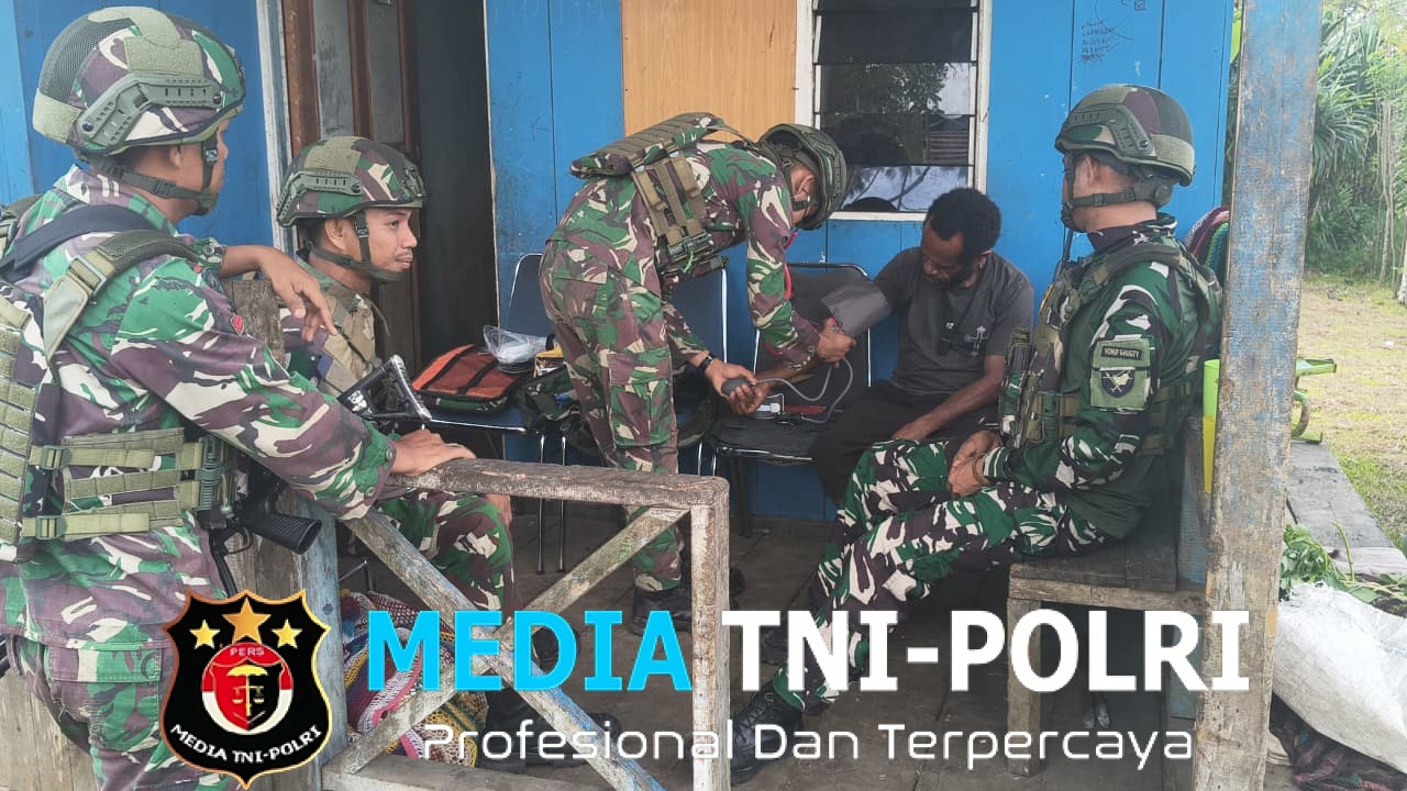 Bangun Kepercayaan dan Sinergitas, Satgas Pamtas Yonif 645/GTY Gelar Pelayanan Kesehatan di Kobakma
