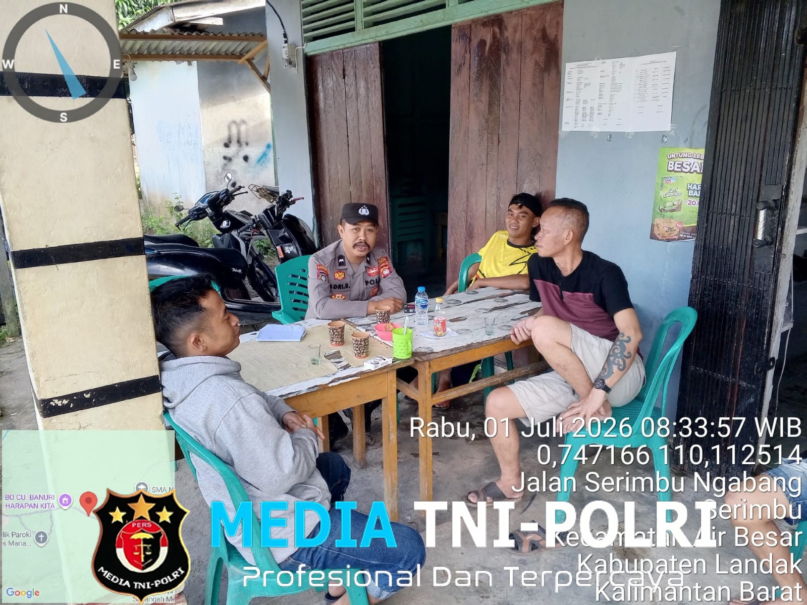Patroli Siang Humanis, Polisi Sambangi Warga dan Berikan Imbauan Antisipasi Maraknya Tindak Kejahatan