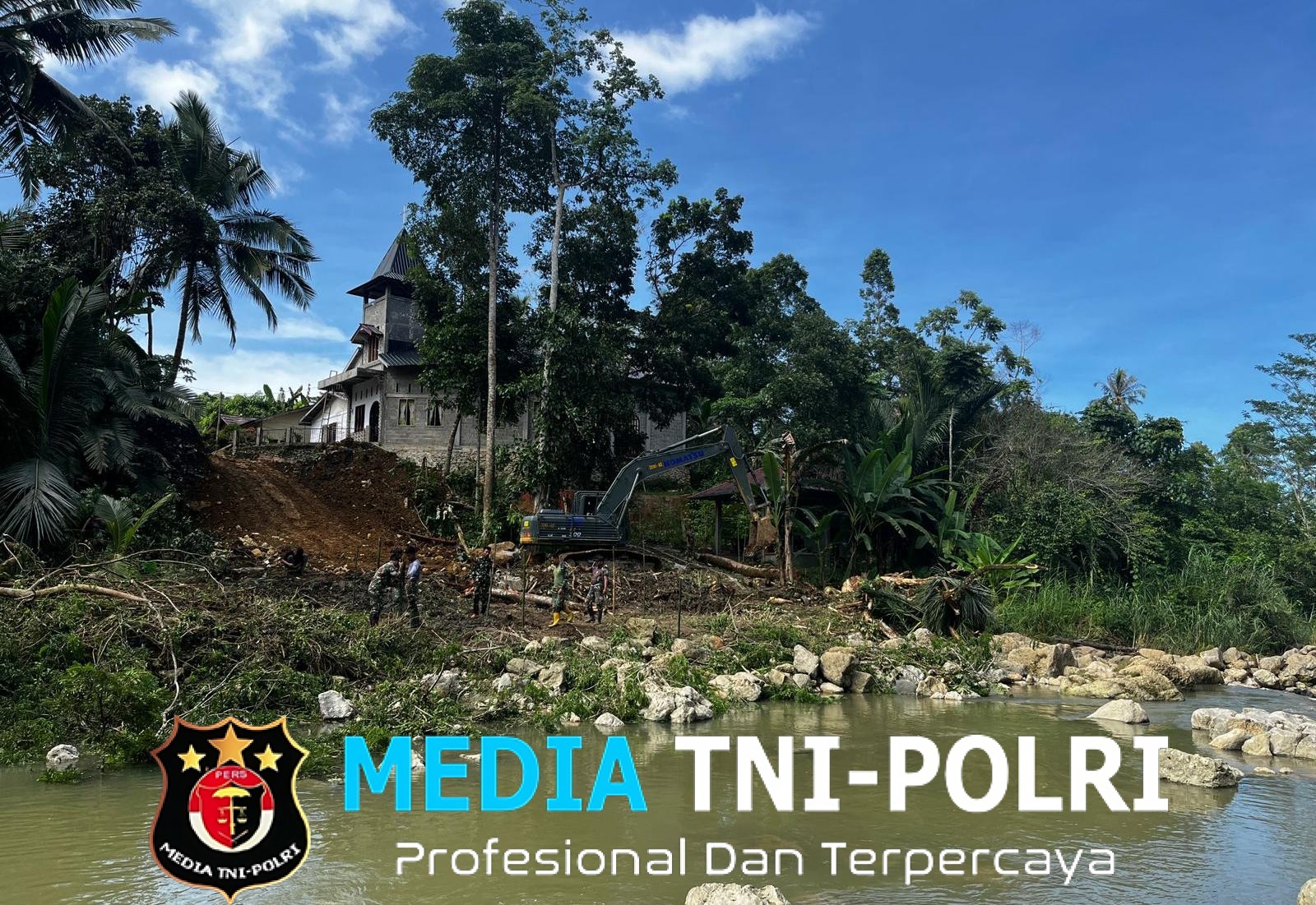 Program Infrastruktur Presiden Prabowo Berlanjut, TNI Bangun Jembatan Modular di Gunungsitoli