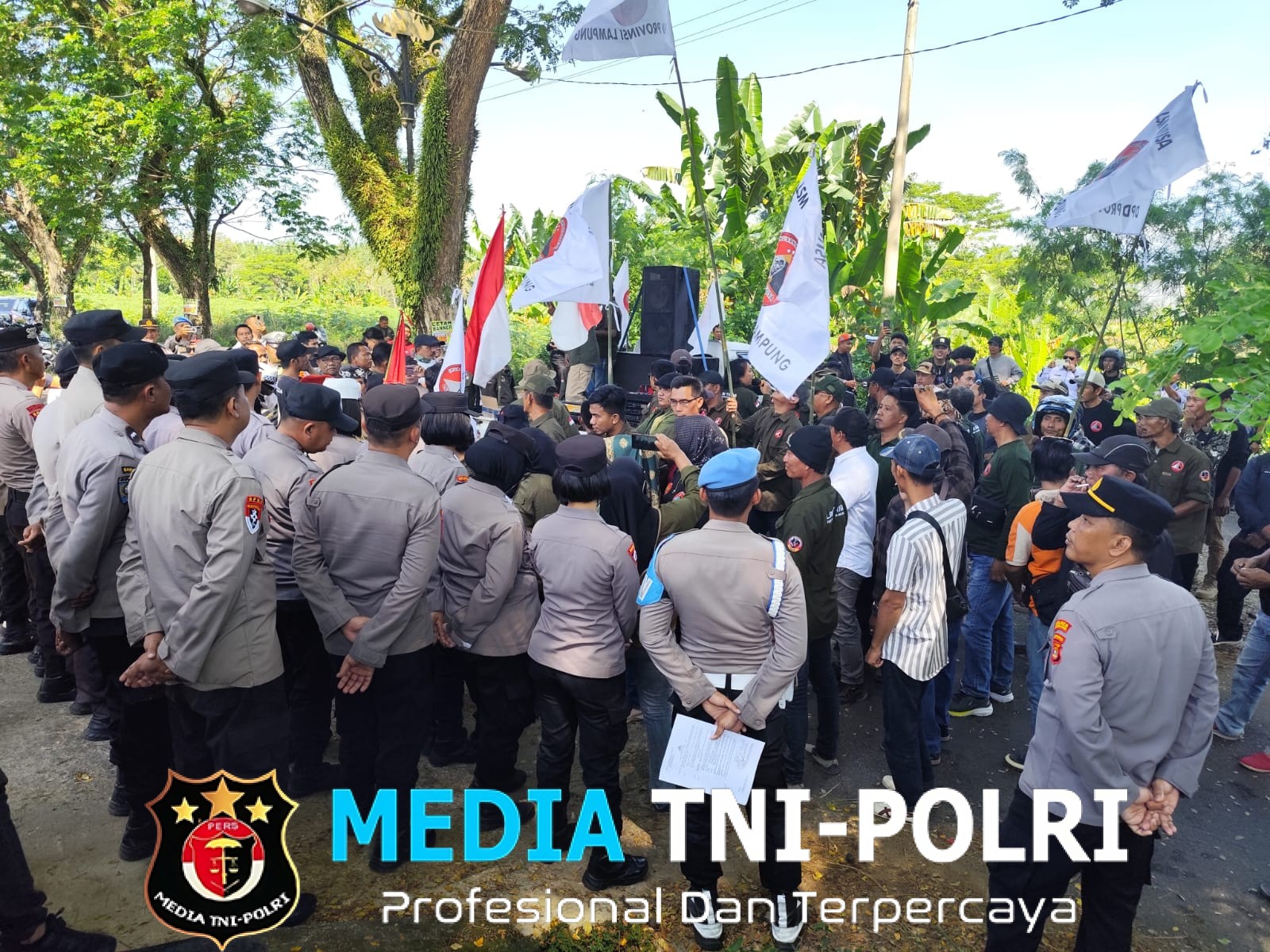Polres Lampung Utara Beri Pelayanan Aksi Damai DPC TRINUSA di Lapas Kotabumi