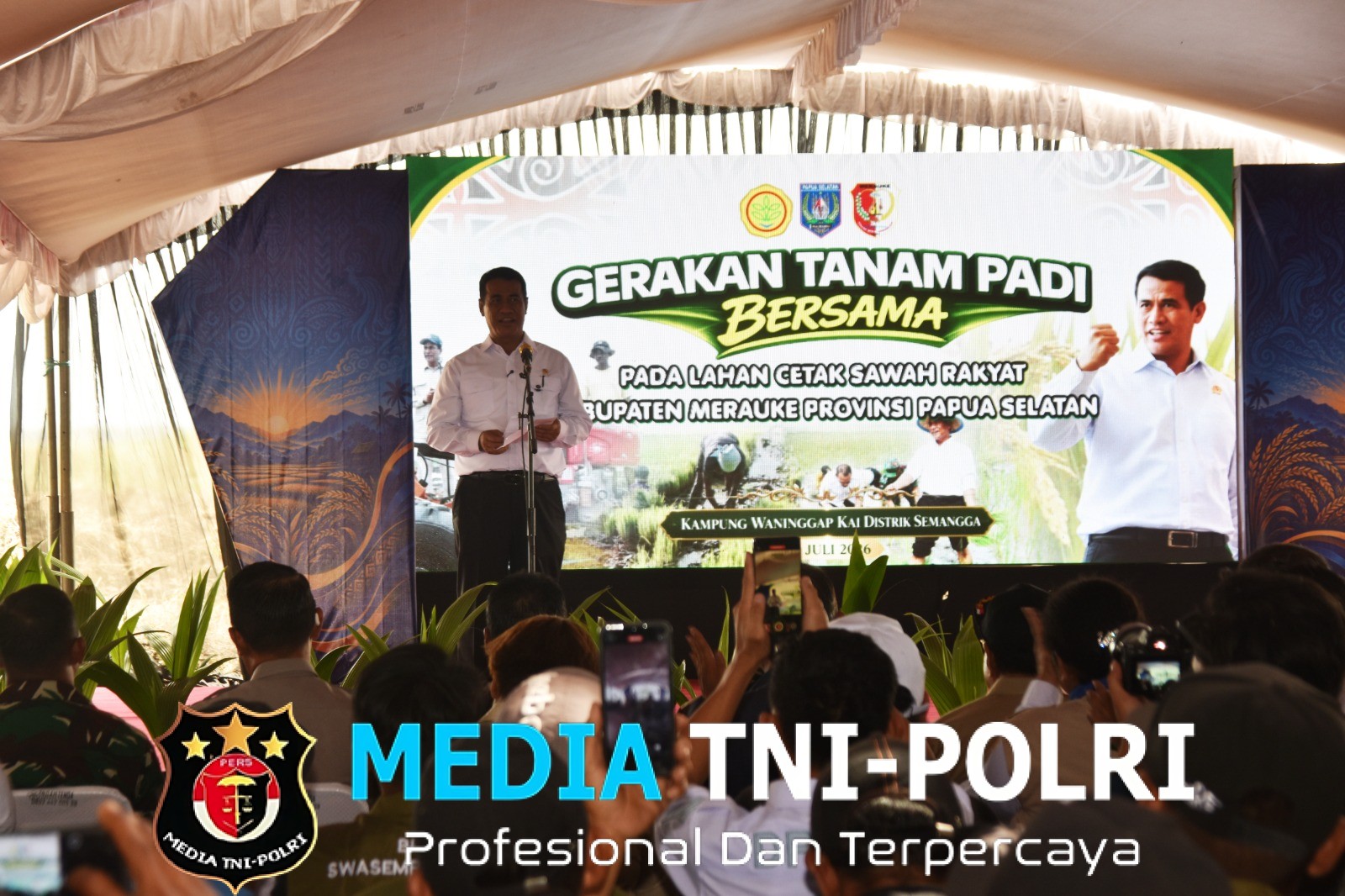 Dukung Ketahanan Pangan Nasional Dandim 1707/Merauke Hadiri Gerakan Tanam Padi Bersama Menteri Pertahanan RI