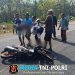 Hantam Truk di Tikungan, 2 Pengendara Motor Masuk Rumah Sakit