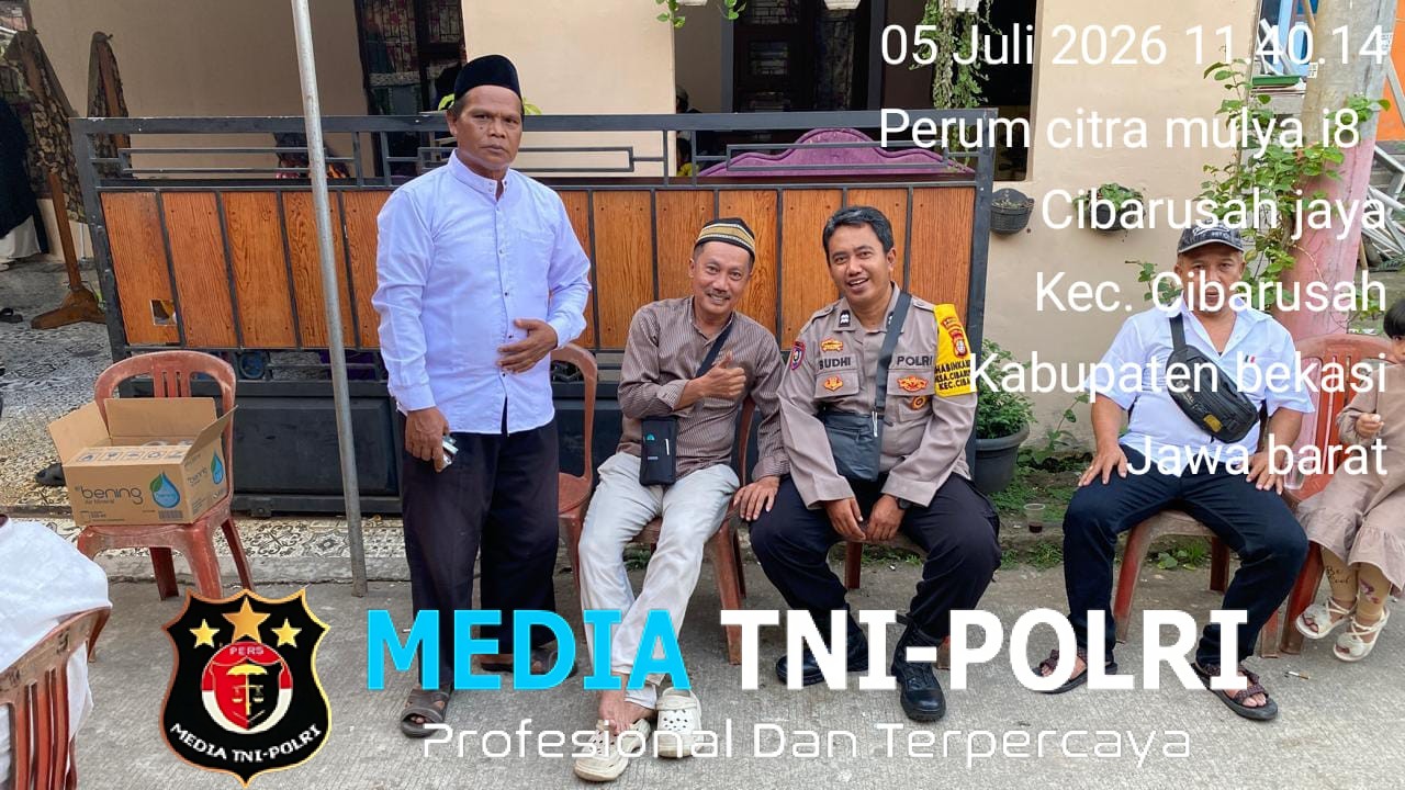 Jaga Jakarta Jaga Bekasi, Bhabinkamtibmas Polsek Cibarusah Sambangi Tokoh Agama dan Warga Desa Cibarusah Jaya