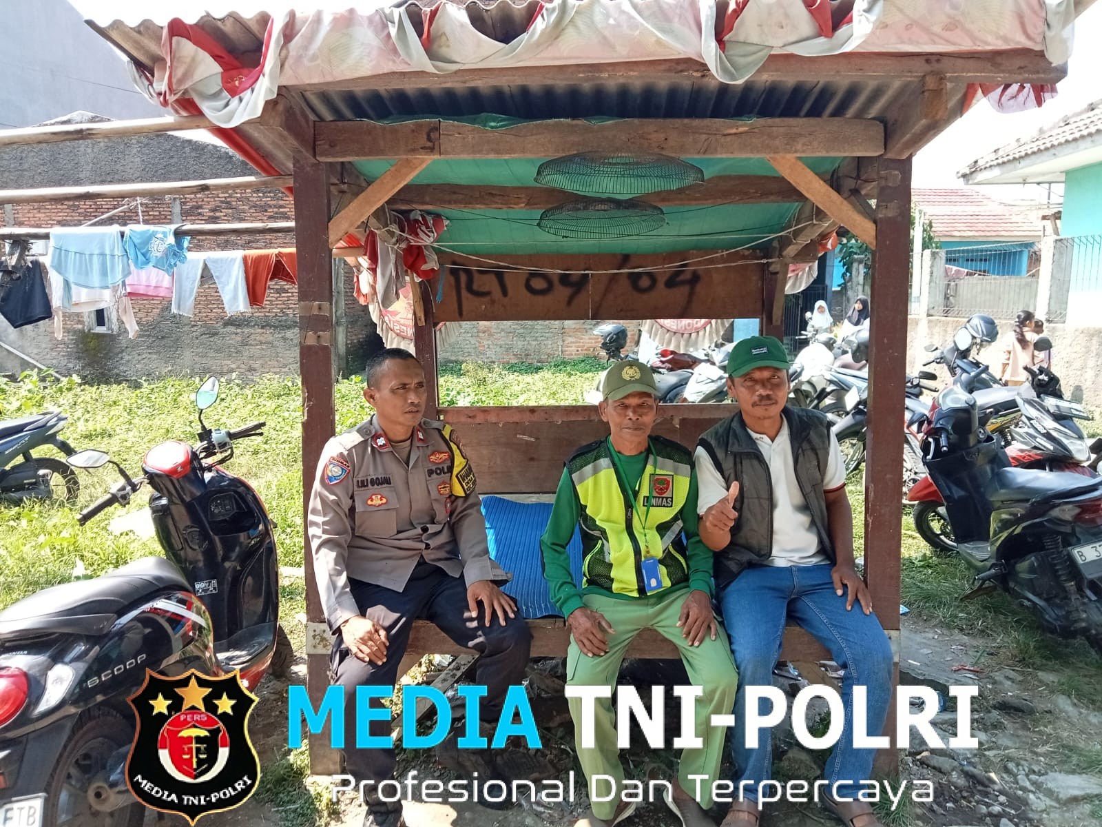 Cegah Gangguan Kamtibmas, Bhabinkamtibmas Ajak Warga Kapek Hidupkan Kembali Siskamling