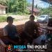 Duduk Bersama Warga di Teras Rumah, Bhabinkamtibmas Pererat Silaturahmi dan Ajak Masyarakat Waspada Kejahatan