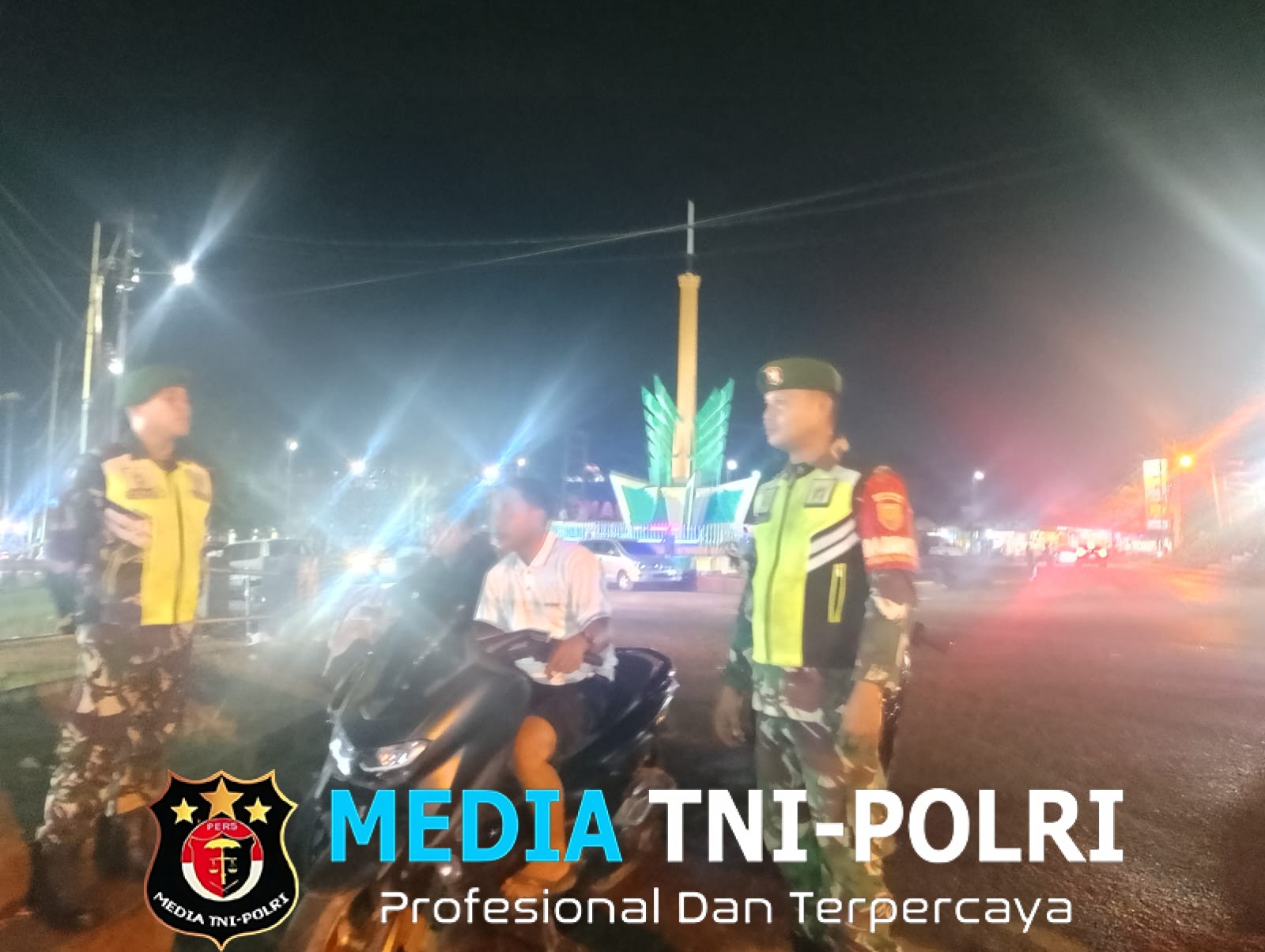 Patroli Malam dan Komsos Koramil 420-09/Bangko, Perkuat Keamanan serta Kedekatan dengan Warga