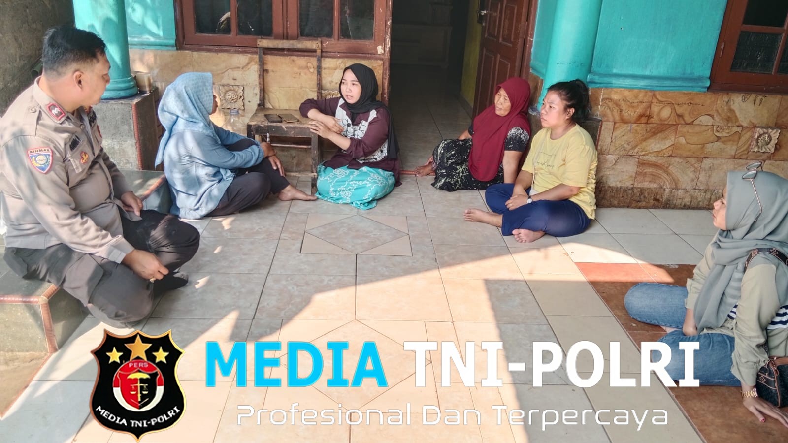 Jaga Jakarta Jaga Bekasi, Bhabinkamtibmas Polsek Setu Perkuat Silaturahmi dan Himbauan Kamtibmas di Desa Lubang Buaya