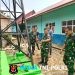 Dandim 0420/Sarko Tinjau Pembuatan Sumur Bor di SDN 107, Wujud Nyata Karya Bakti TNI AD untuk Rakyat