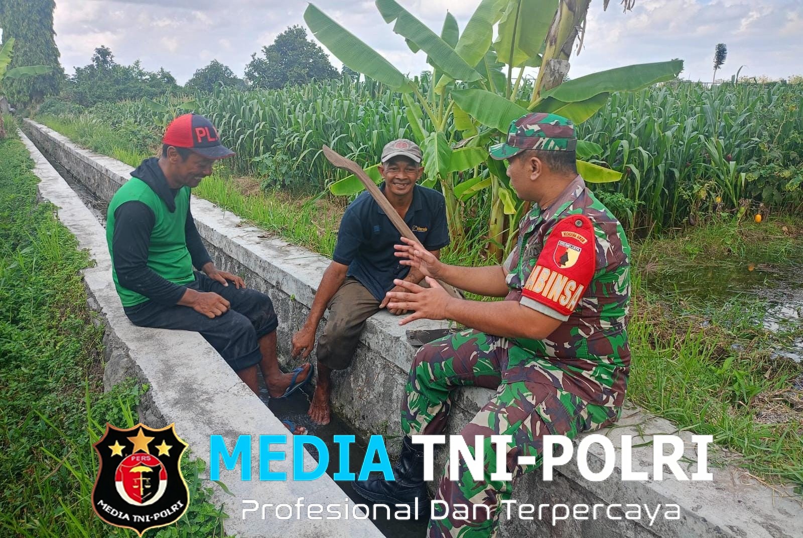 Serap Aspirasi Petani, Sertu Yudhi Rimba Gelar Komsos Ketahanan Pangan Bersama Poktan Kembang Kuning