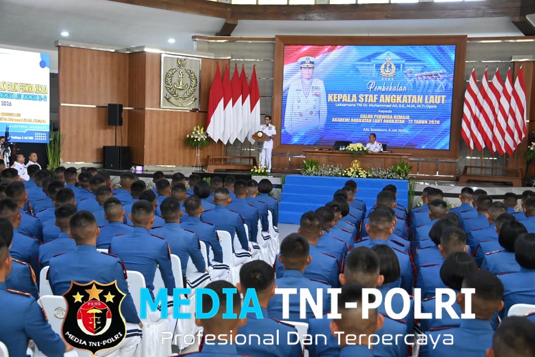 Kasal Serahkan Ijazah dan Bekali Capaja AAL, Teguhkan Karakter Pemimpin Jalasena Masa Depan