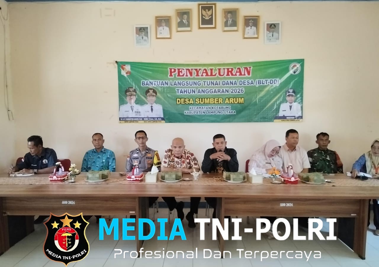 Bhabinkamtibmas Polsek Kotabumi Kota Hadiri Penyaluran BLT Dana Desa dan Rembuk Stunting di Sumber Arum