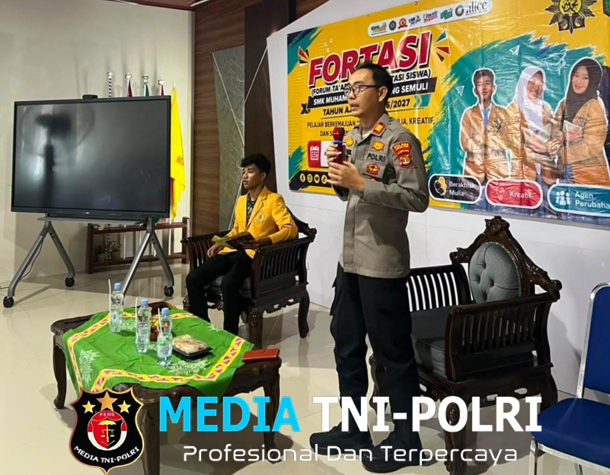Polsek Abung Semuli Bekali Ratusan Siswa Baru SMK Muhammadiyah dengan Edukasi Bahaya Narkoba dan Bullying