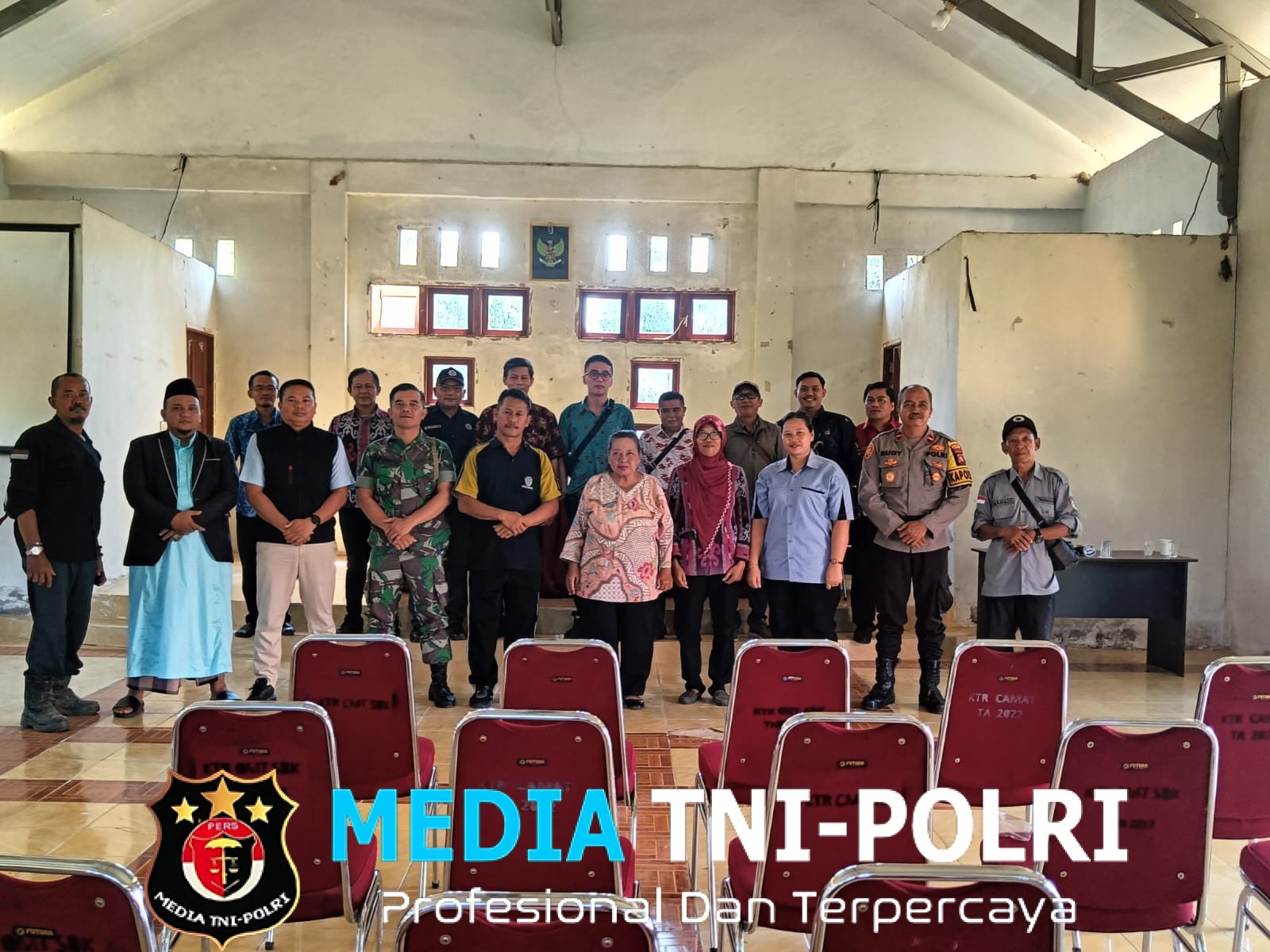 Kapolsek Sebangki Hadiri Rapat Panitia HUT RI Ke-81, Siap Dukung Penuh!