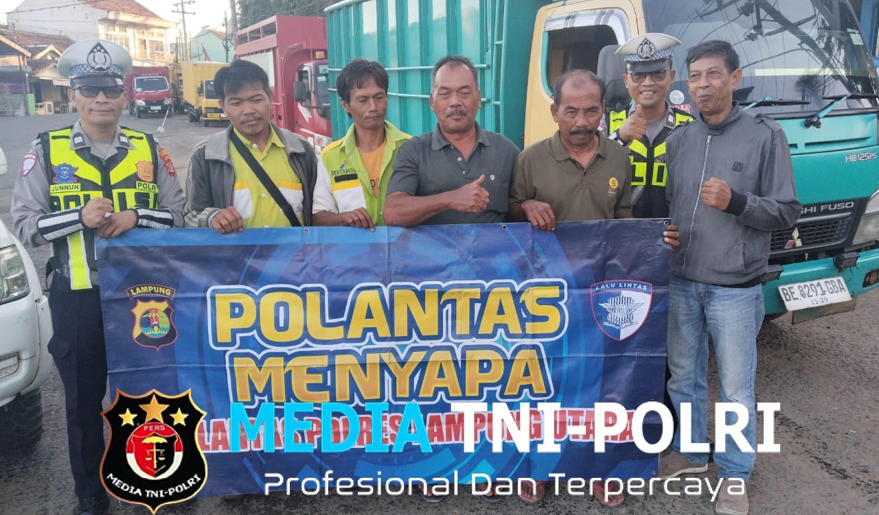 Satlantas Polres Lampung Utara Gelar Polisi Menyapa, Edukasi Sopir Truk Utamakan Keselamatan Berkendara