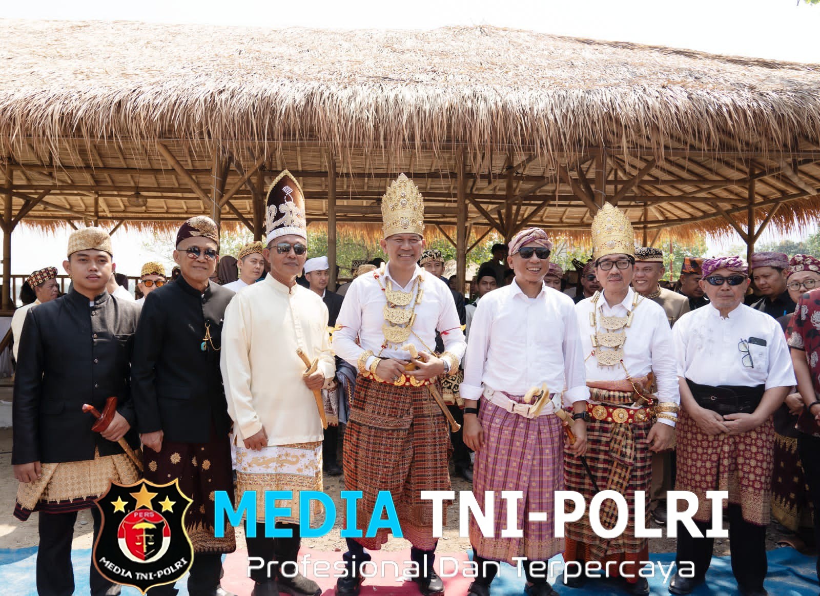 Turun Mandei Begawi Festival 2026, Pangdam XXI/RI Resmi Jadi Keluarga Adat Lampung