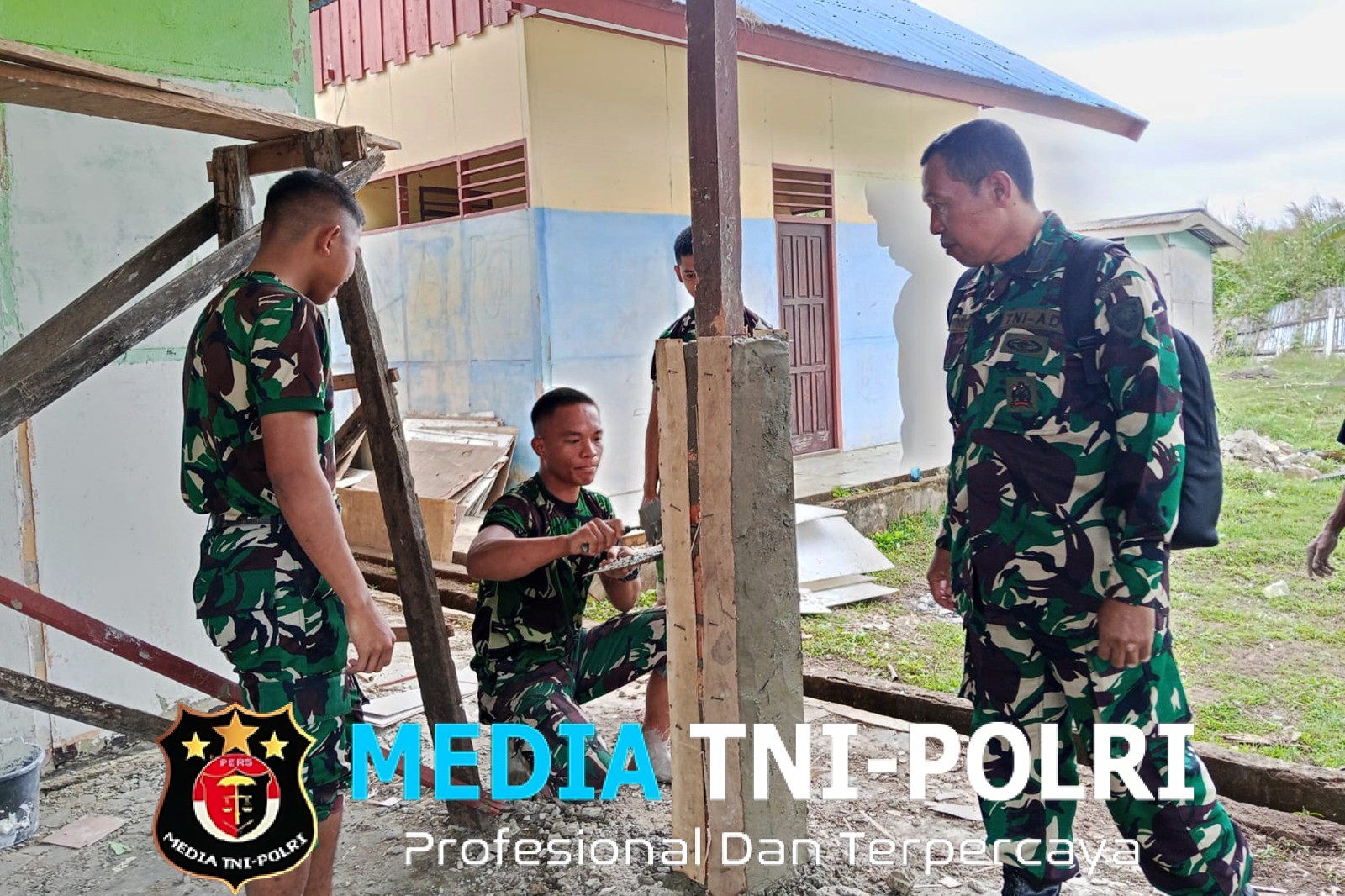 Karya Bakti Skala Besar TNI AD 2026 Wujudkan Laboratorium Layak SMP Negeri Urumb