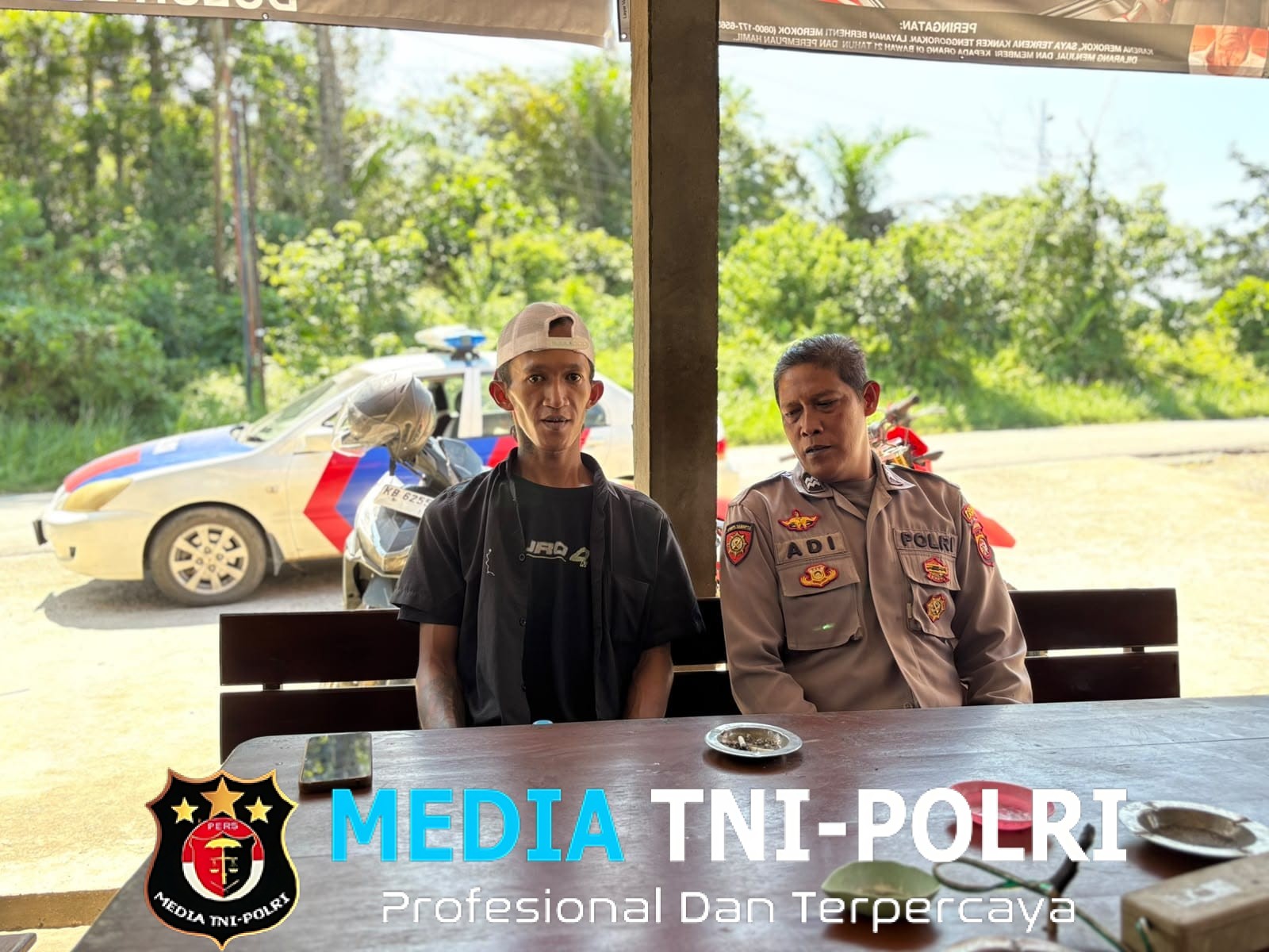 Patroli Siang Berujung Dialog Hangat, Polisi di Mandor Ingatkan Warga Waspada Karhutla di Tengah Musim Kemarau