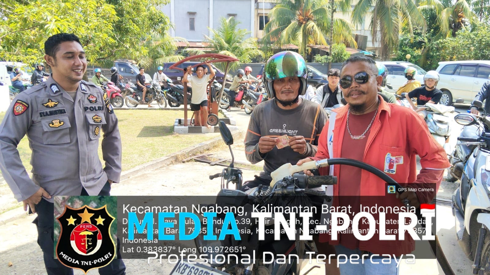 Ciptakan Rasa Aman, Patroli Siang Polsek Ngabang Sambangi SPBU dan Berikan Edukasi kepada Masyarakat
