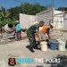 Gotong Royong Bangun Rumah Warga, Babinsa Nogosari Perkuat Kemanunggalan TNI dan Rakyat