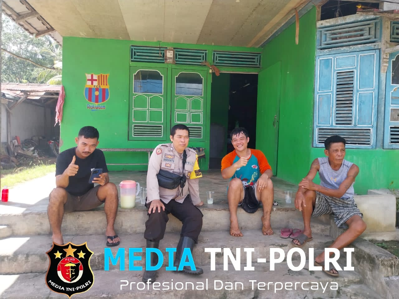 Bhabinkamtibmas Hadir dari Rumah ke Rumah, Perkuat Silaturahmi dan Keamanan Lingkungan