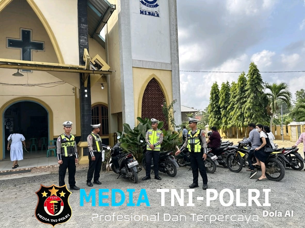 Pastikan Ibadah Kondusif, Personel Polres Mesuji Gelar Pengamanan Gereja
