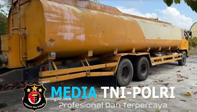 Tangki Bermuatan 26 Ton BBM Jenis Solar Diduga Hasil Olahan Ilegal Dicegat Satreskrim Polres Ogan Komering Ilir