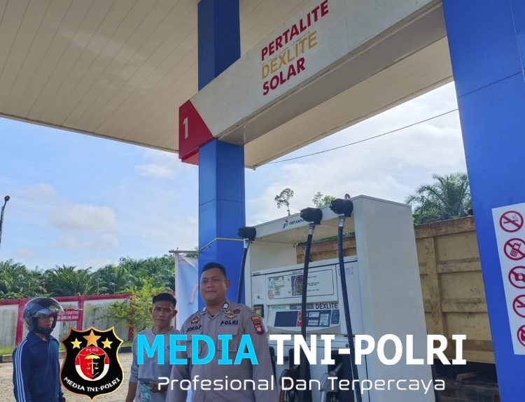 Antisipasi Gangguan Kamtibmas, Polsek Kuala Behe Intensifkan Patroli Siang di SPBU