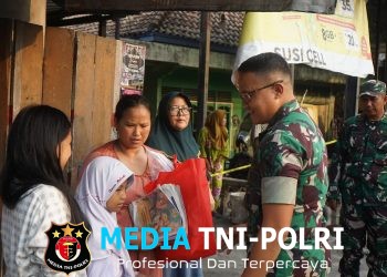 Dandim 0402/OKI Salurkan Bantuan Sembako untuk Korban Kebakaran di Desa Serinanti