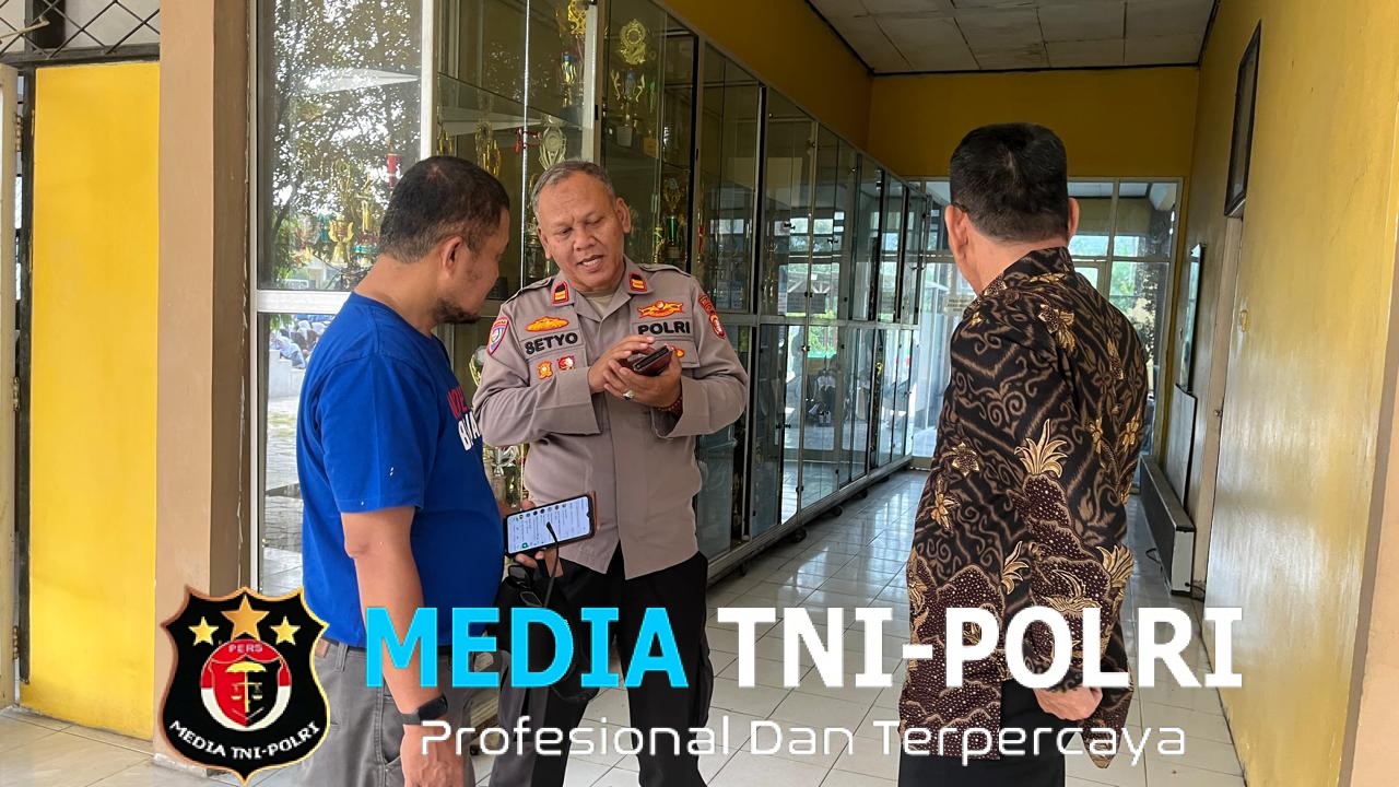 Polsek Tambelang Koordinasikan Persiapan Lomba Yel-Yel Bersama SMKN 1 Tambelang