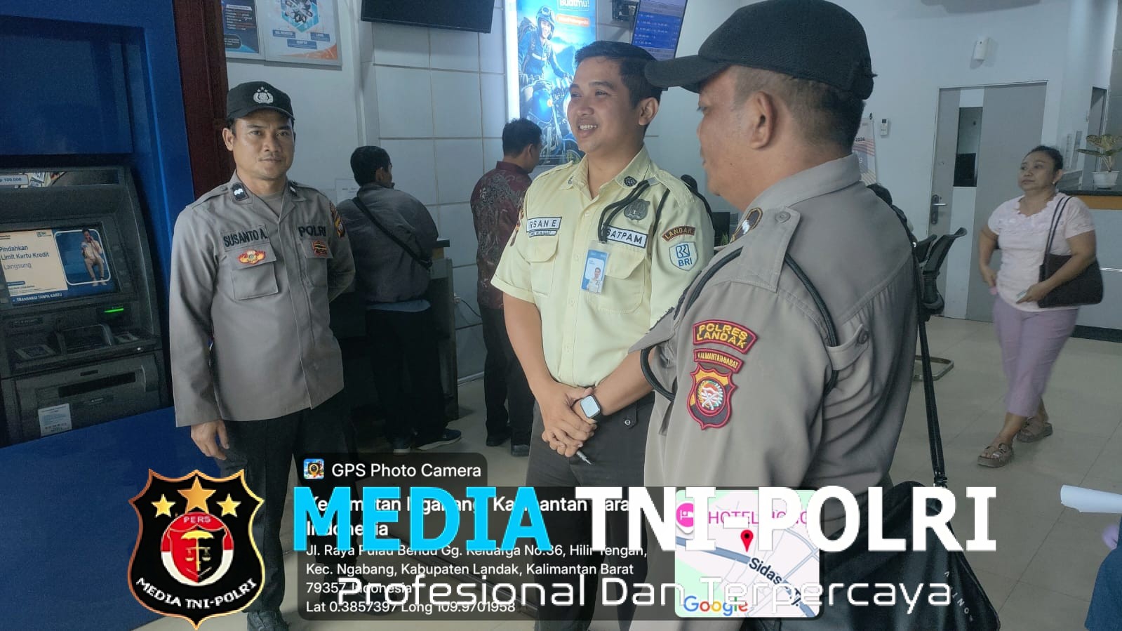 Ramainya Aktivitas Nasabah di Bank, Polisi Hadir Lewat Patroli Siang Beri Imbauan kepada Satpam dan Nasabah