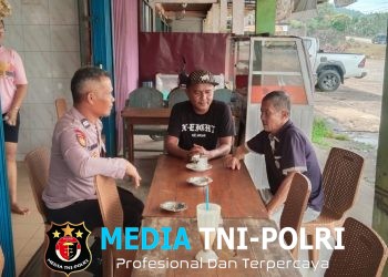 Ngobrol Santai di Warung, Polisi Bangun Sinergi dengan Warga Demi Keamanan Lingkungan