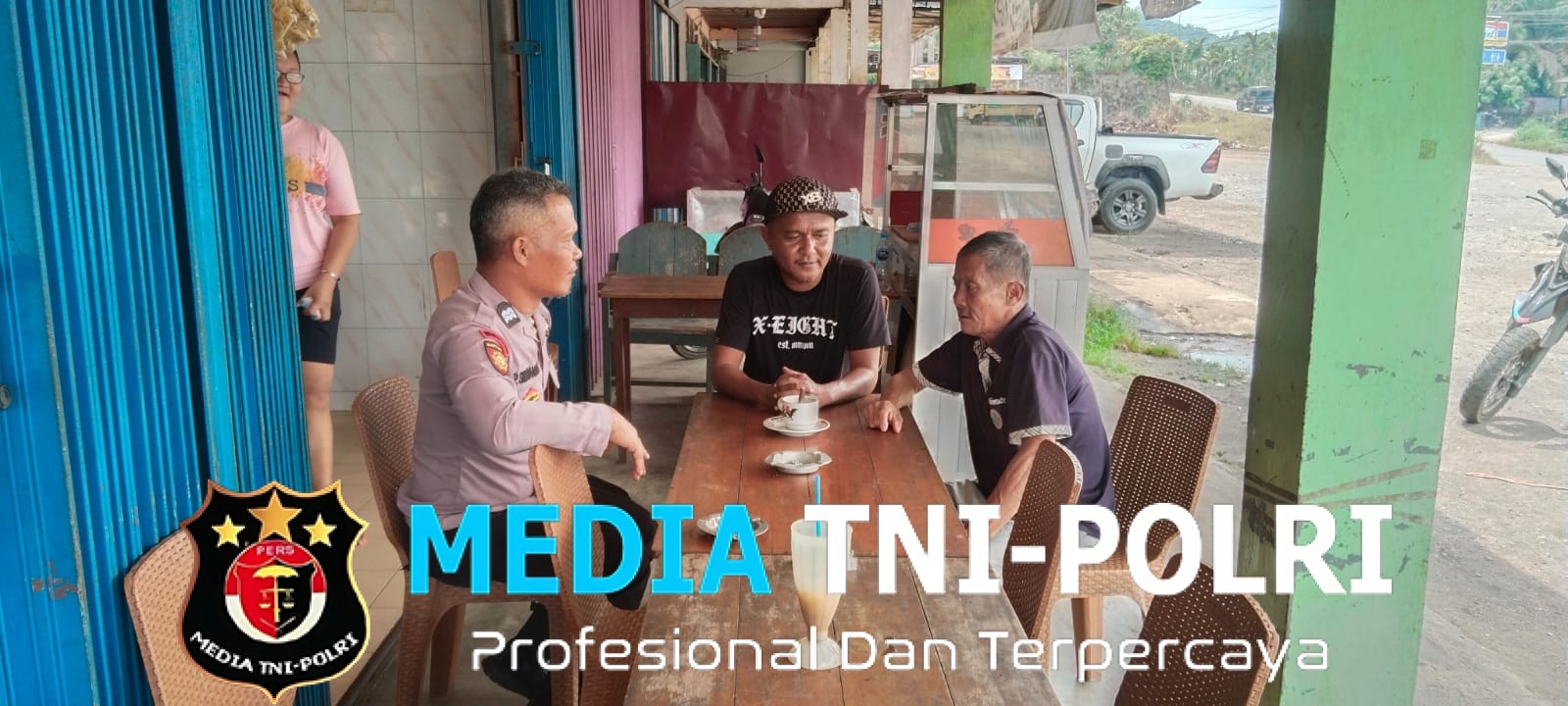 Ngobrol Santai di Warung, Polisi Bangun Sinergi dengan Warga Demi Keamanan Lingkungan