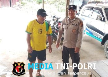 Meski Matahari Menyengat, Polisi Tetap Hadir di Tengah Warga Berikan Rasa Aman