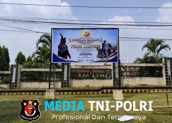 Polres Lampung Utara Pasang Banner Apresiasi Tanda Kehormatan Nugraha Sakanti untuk Polda Lampung