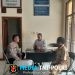 Jaga Jakarta Jaga Bekasi On The Spot, Bhabinkamtibmas Jayamulya Ajak Warga Perkuat Kepedulian Lingkungan