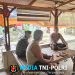Jaga Jakarta Jaga Bekasi On The Spot, Bhabinkamtibmas Karangharum Ajak Warga Jaga Harmoni Jelang Pilkades