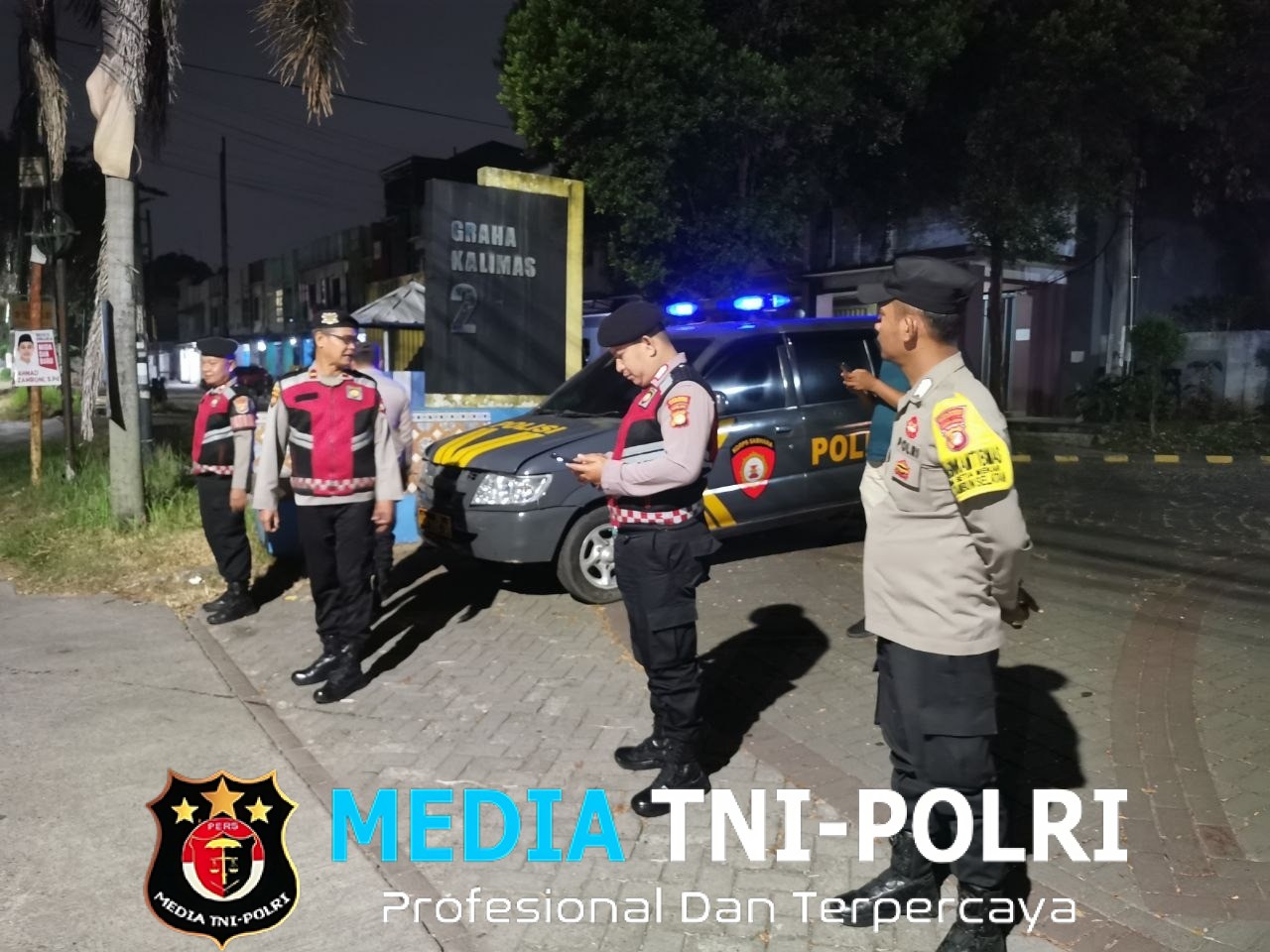 OKJ dan Patroli Biru, Polsek Tambun Selatan Periksa Pengendara di Jalan Lapangan Kobra