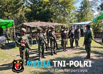 Bakti TNI Untuk Lingkungan Merajut Kebersamaan Dalam Aksi Pembersihan Pasar Demi Mewujudkan Pasar Yang Asri dan Nyaman