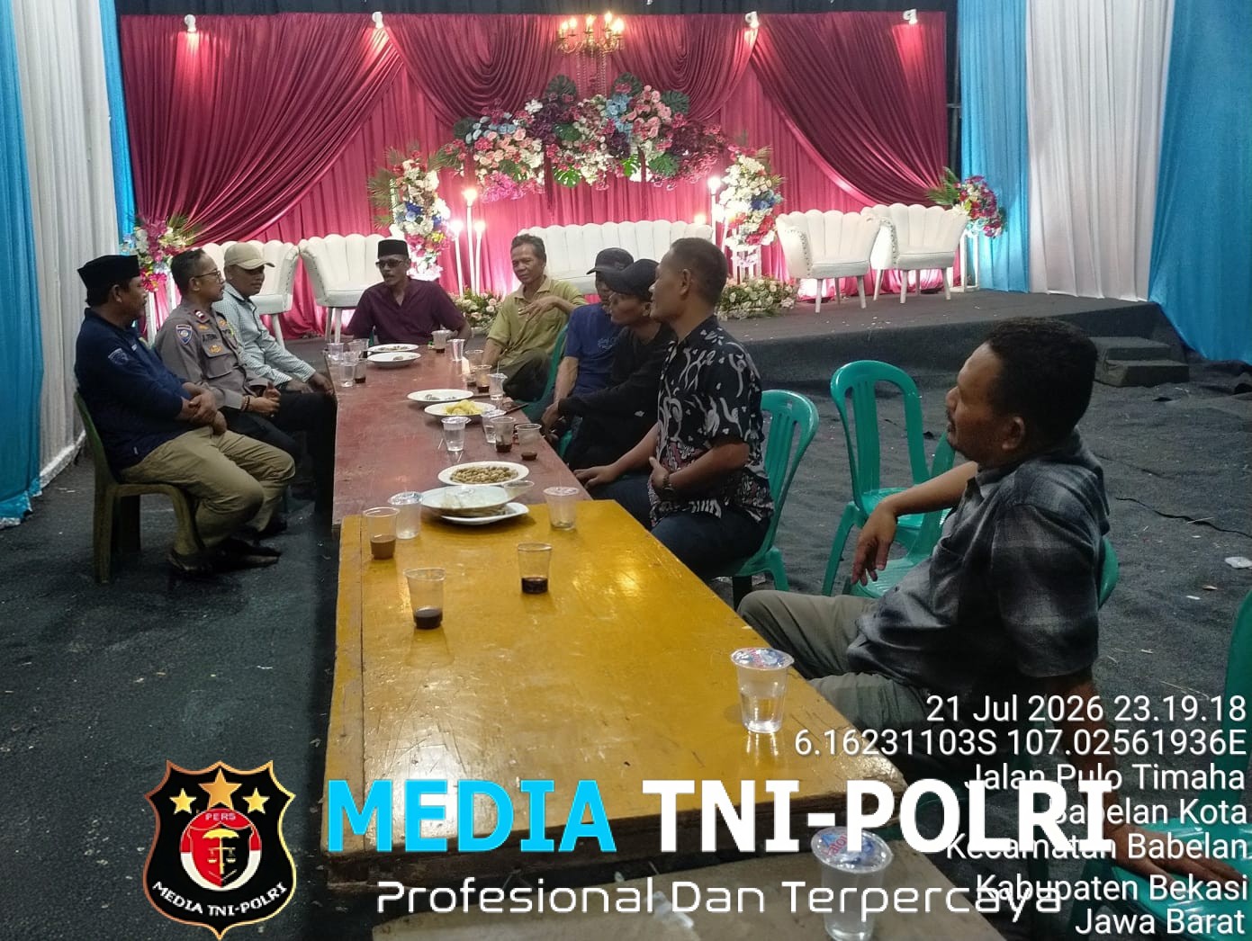 Jaga Jakarta Jaga Bekasi, Bhabinkamtibmas Babelan Kota Perkuat Siskamling dan Edukasi Pencegahan Curanmor