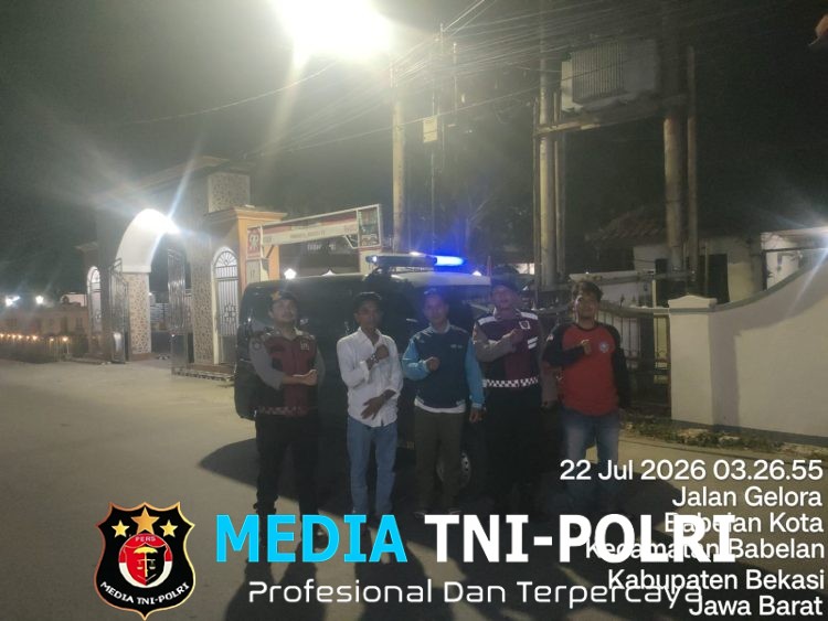 Jaga Jakarta Jaga Bekasi, Patroli Biru Polsek Babelan Perkuat Pengamanan Dini Hari