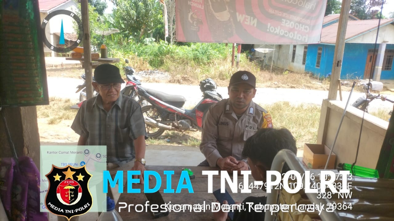 Waspada Kejahatan Marak! Bhabinkamtibmas Meranti Turun Langsung Sampaikan Himbauan ke Warga
