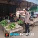 Polisi Hadir di Tengah Aktivitas Pedagang Sayur, Sampaikan Imbauan Cegah Kriminalitas