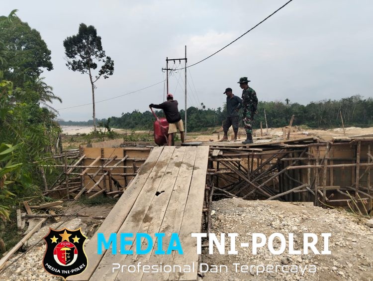 Pembangunan Jembatan Gantung Karya Bakti TNI AD 2026 di Desa Pulau Aro Berjalan Lancar