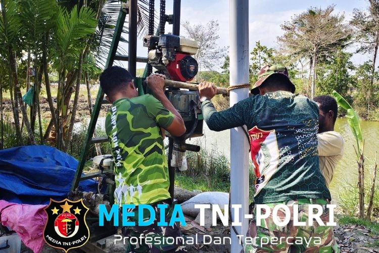 Gotong Royong Wujudkan Harapan, TNI dan Warga Serapu Bersatu Bangun Sumur Bor Air Bersih