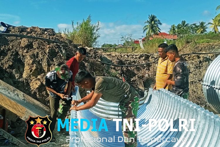 Kebersamaan TNI dan Masyarakat Membangun 15 Jembatan Aramco di Merauke Terus Dikebut