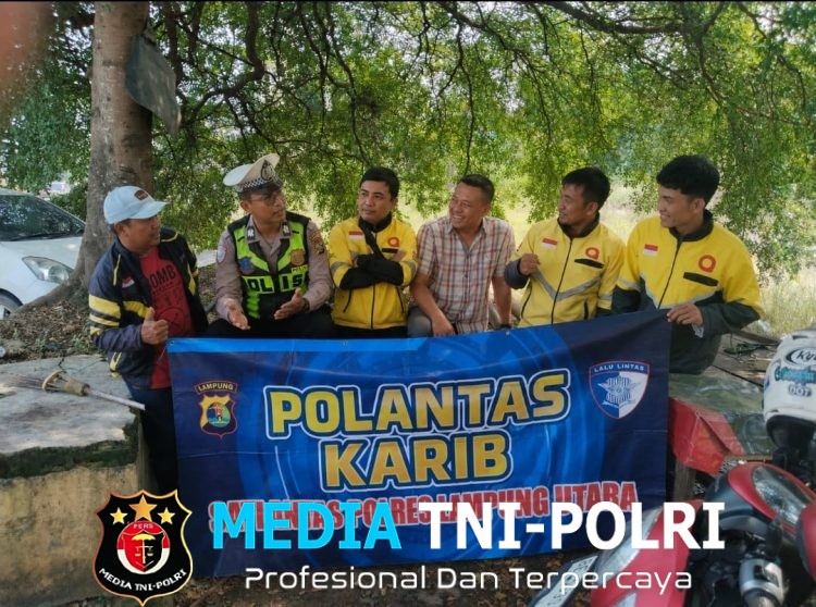 Polantas Karib, Satlantas Polres Lampung Utara Edukasi Keselamatan Berkendara kepada Pengemudi Maxim
