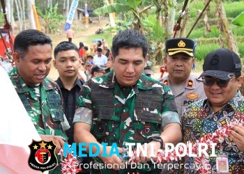 Danrem 074/Warastaratama Resmikan Jembatan Penghubung Antar Desa Dan Kelurahan Di Wonogiri